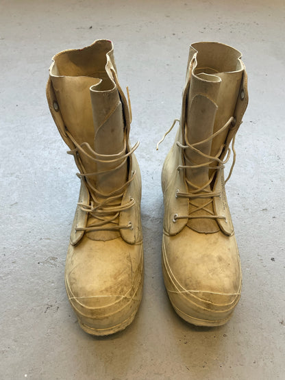Vintage Military Bunny Boots (7)