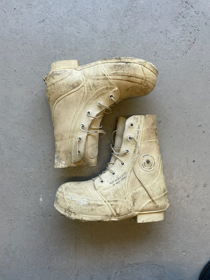 Vintage Military Bunny Boots (7)