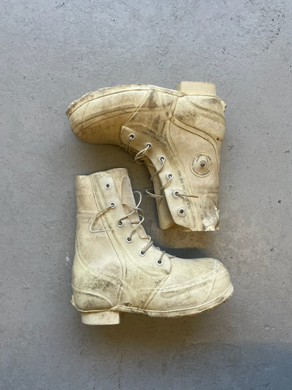 Vintage Military Bunny Boots (7)