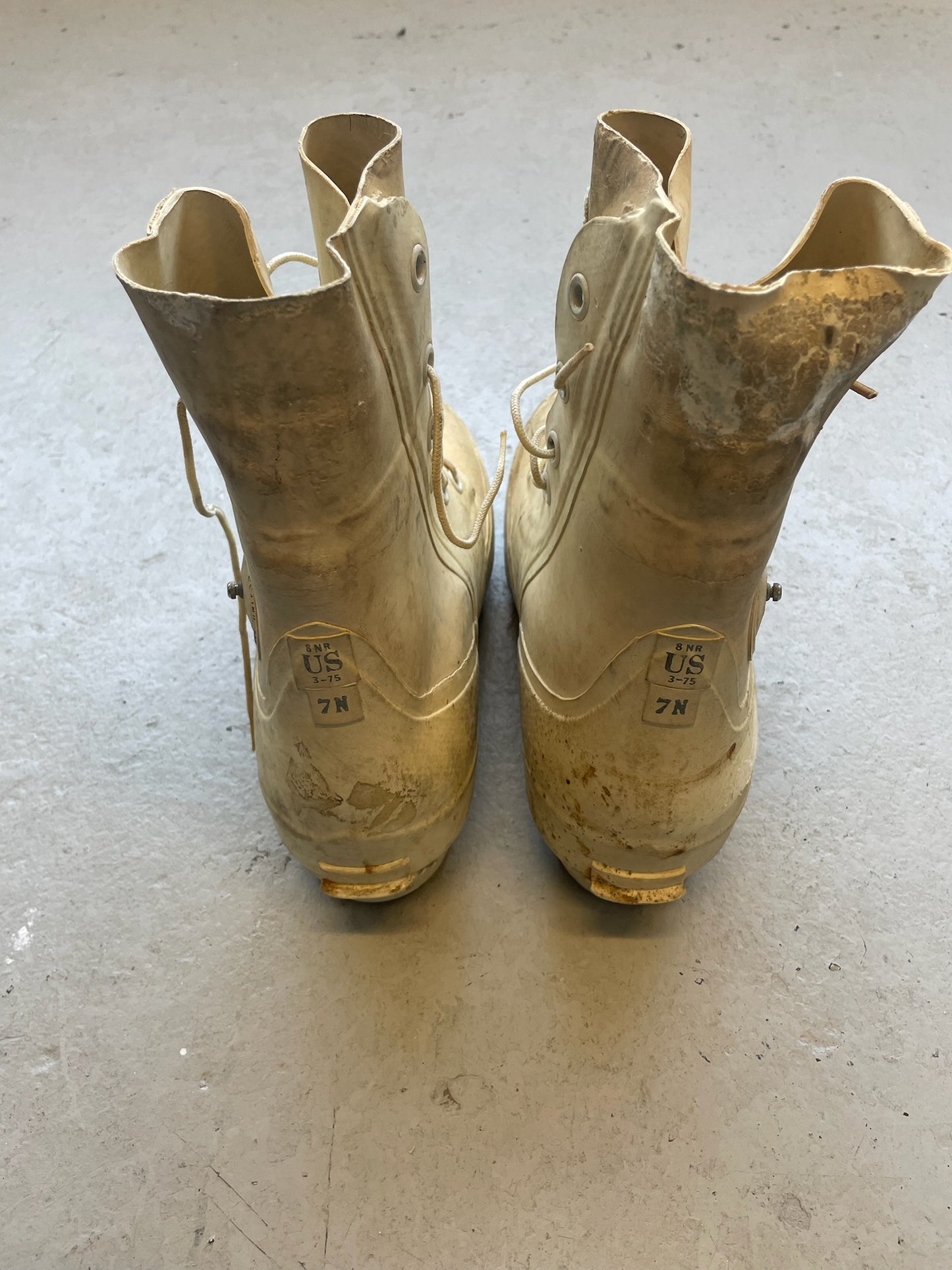 Vintage Military Bunny Boots (7)