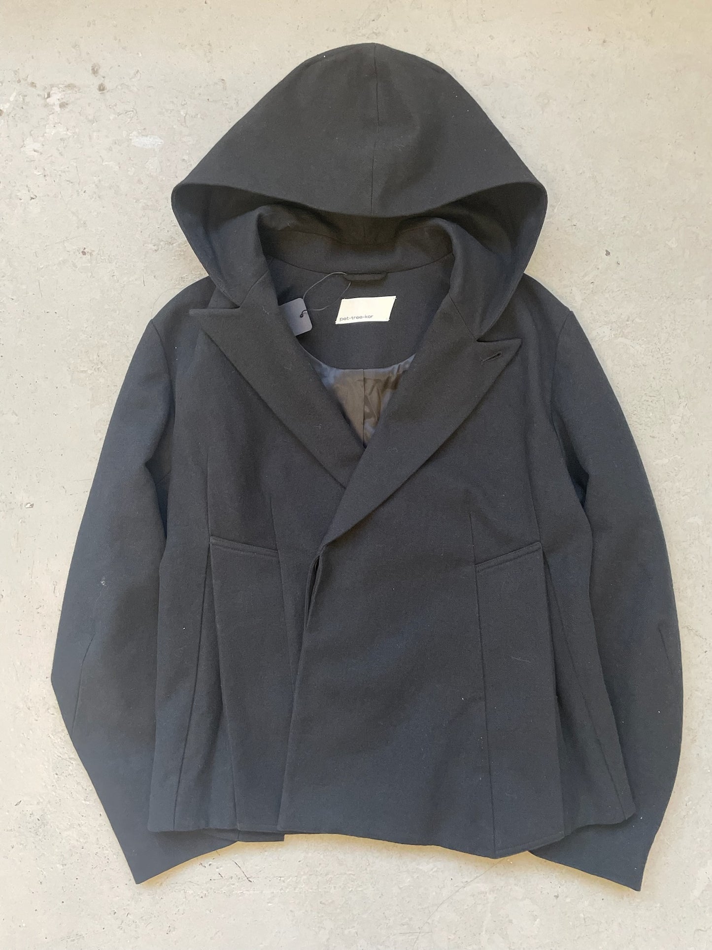 Pet Tree Kor Black Hooded Blazer (48)