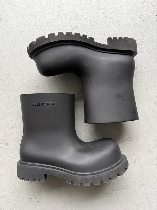 Balenciaga Steroid Boots (42)