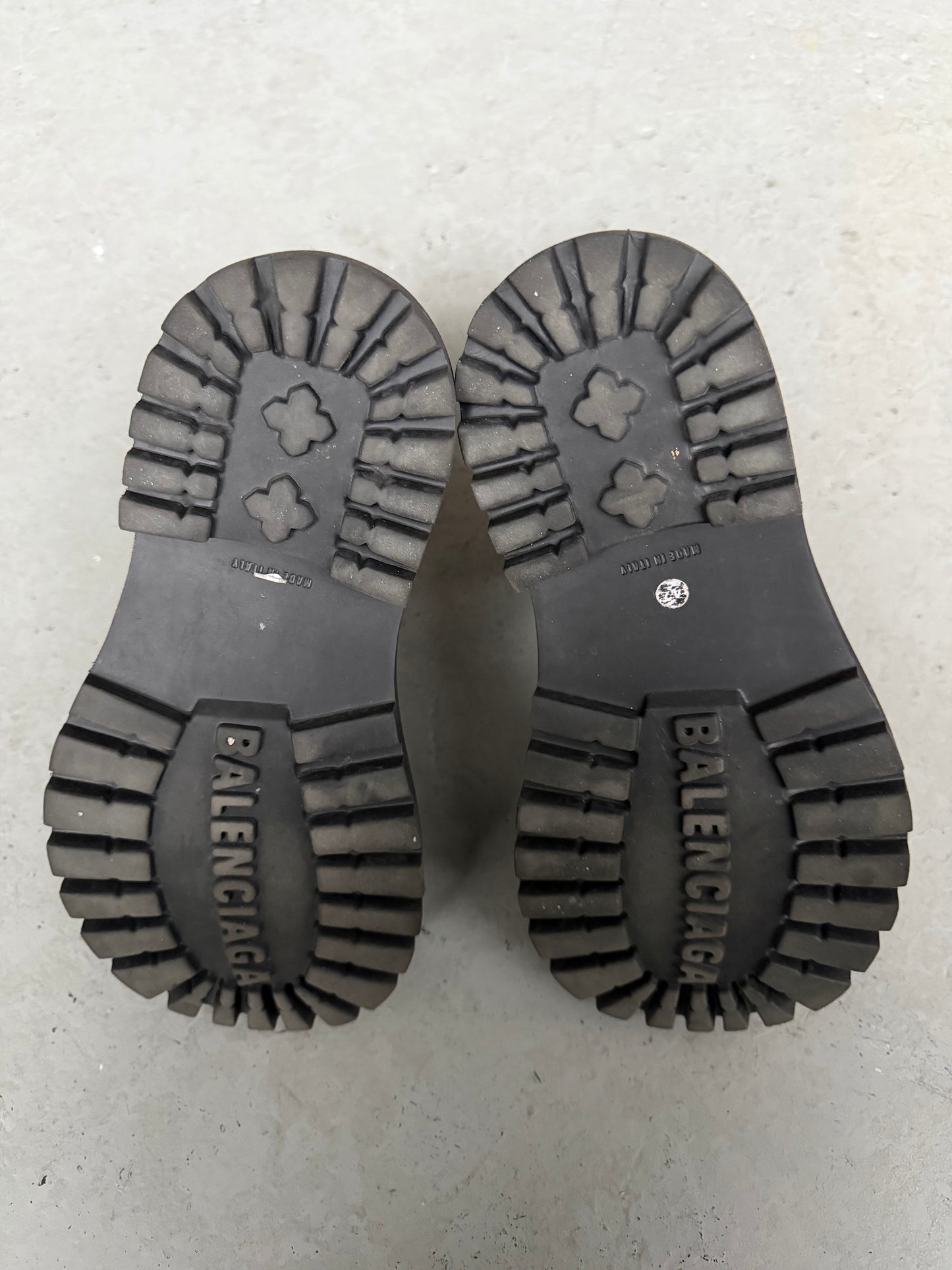 Balenciaga Steroid Boots (42)