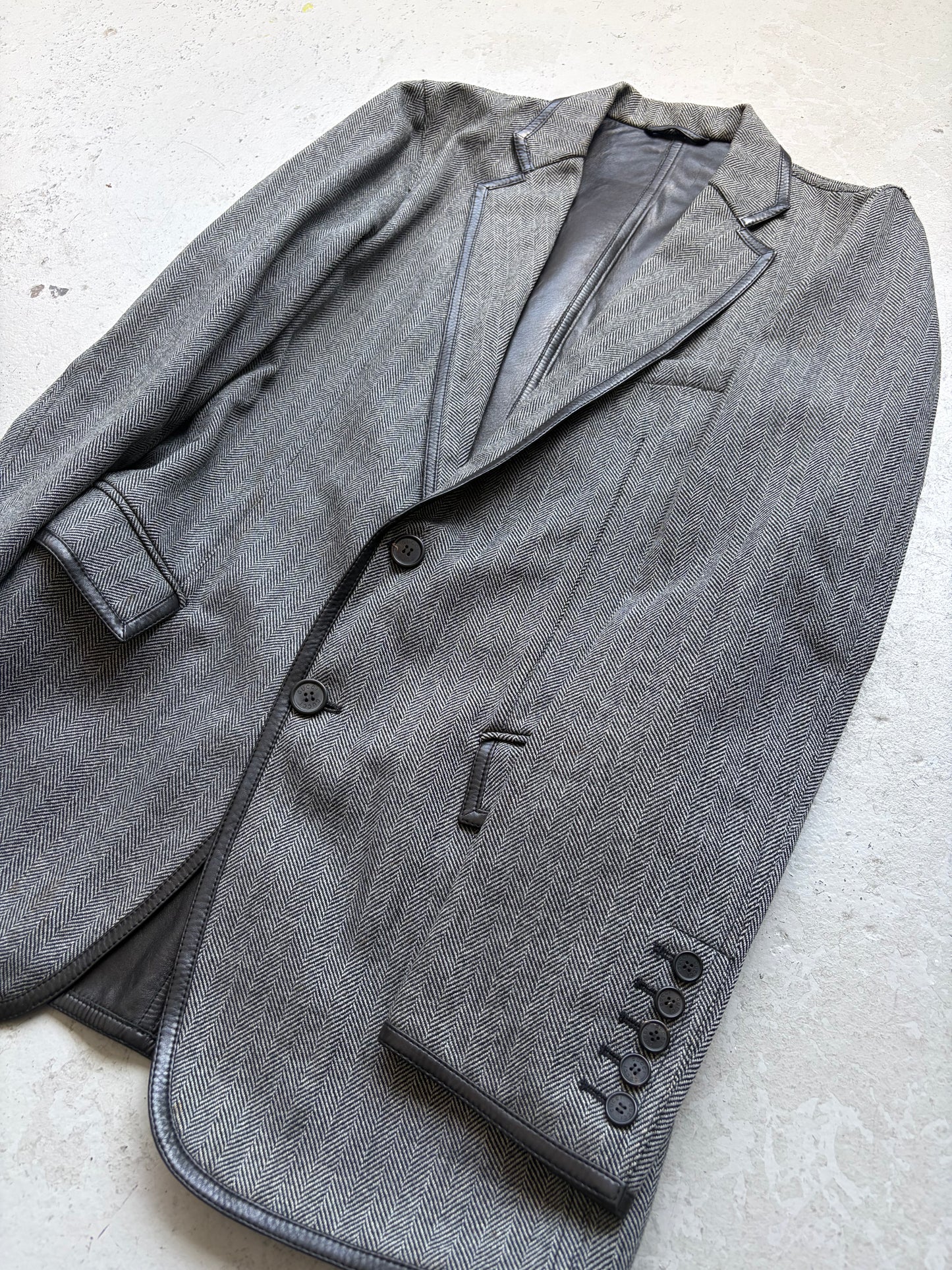 Gucci Tom Ford Leather Lined Suit (48)