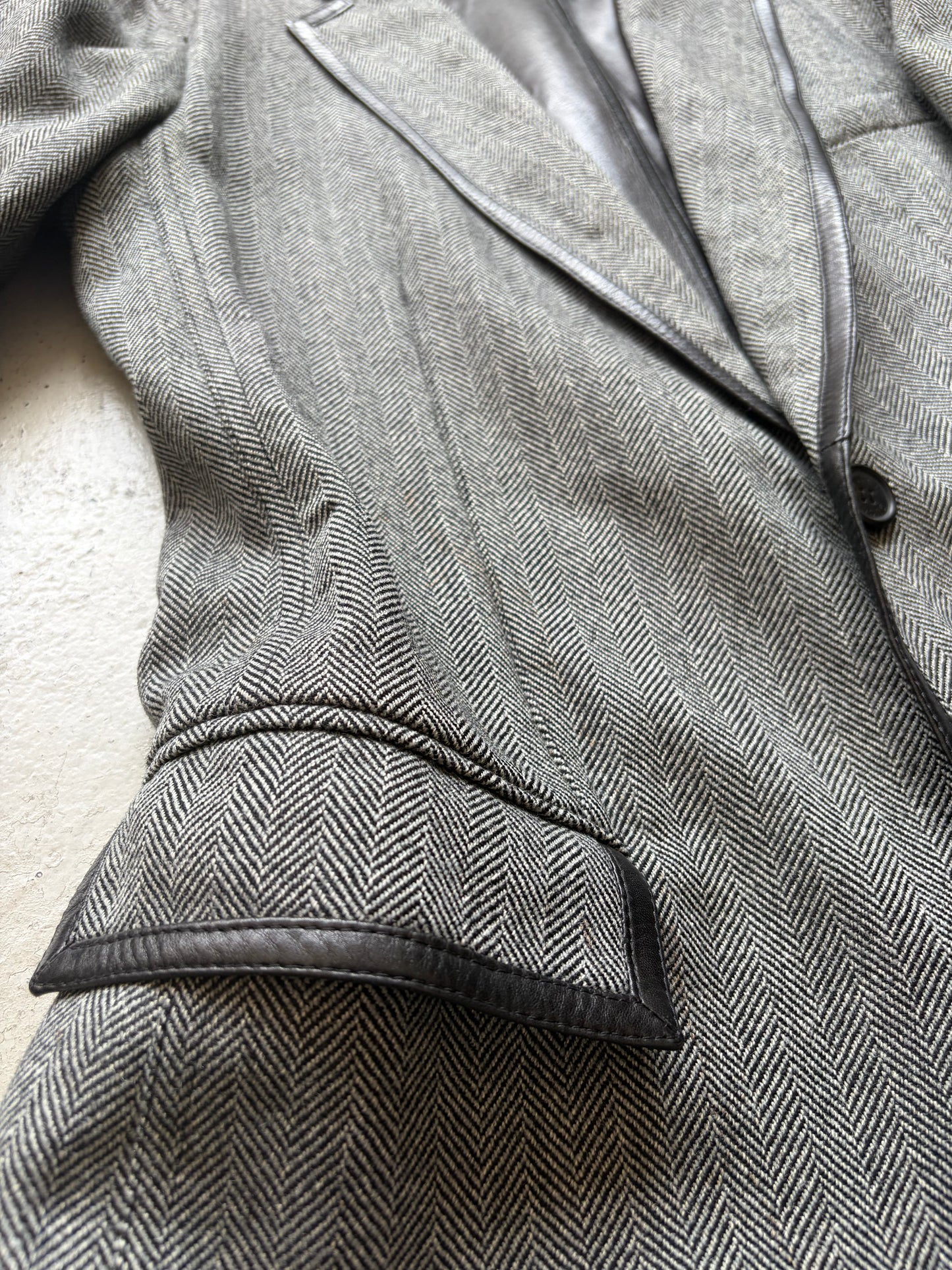 Gucci Tom Ford Leather Lined Suit (48)