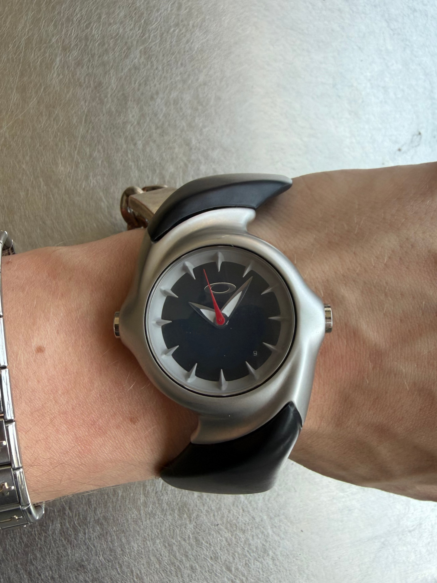 Oakley Crush 2.5 Watch (OS)