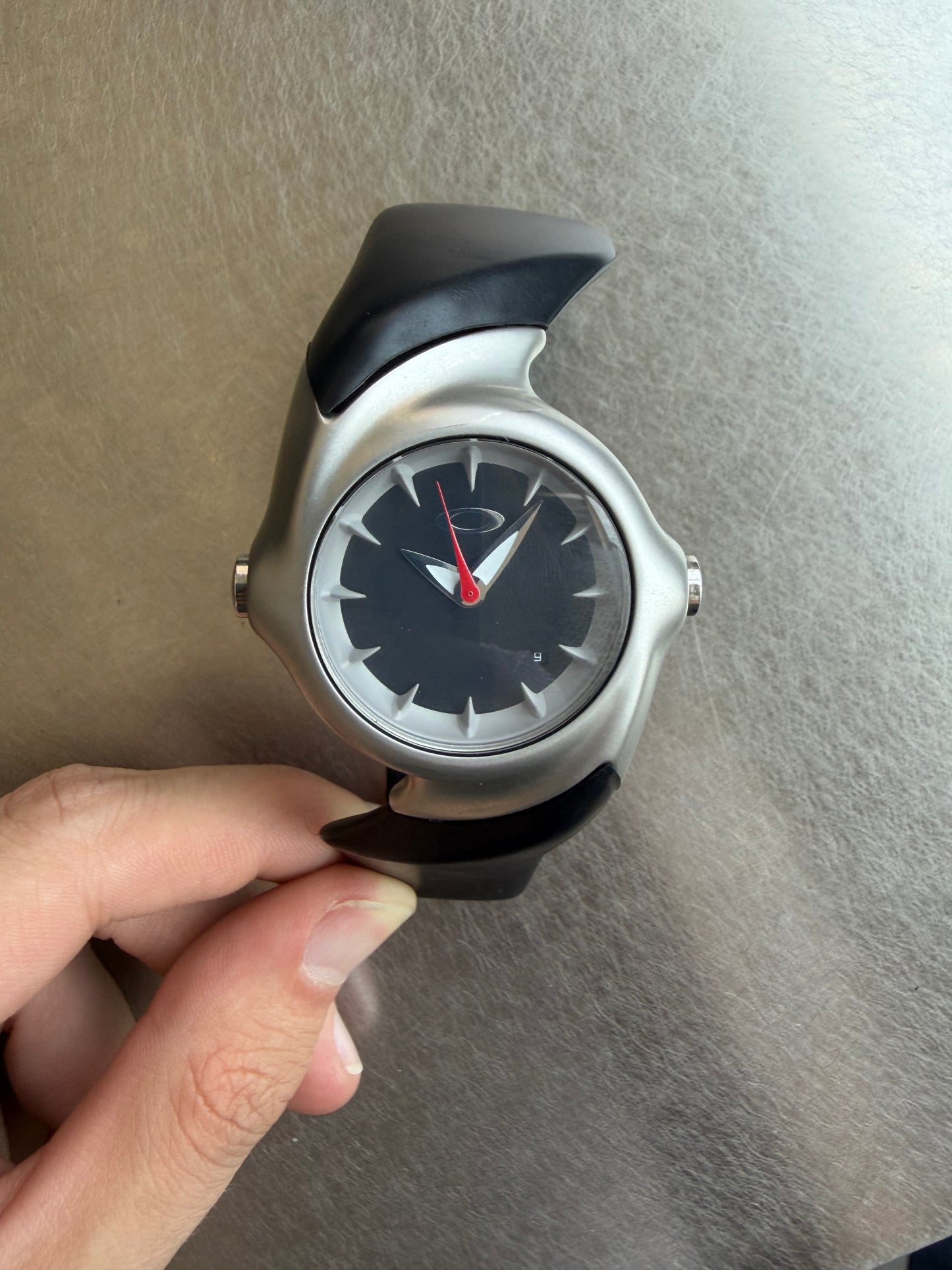 Oakley Crush 2.5 Watch (OS)