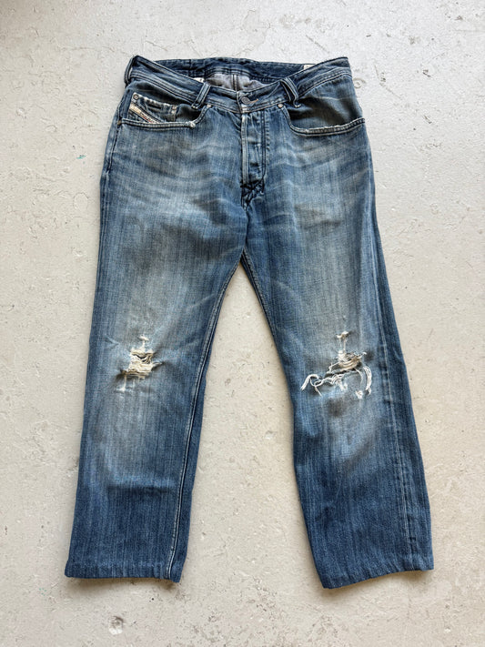 Diesel Light Wash Distressed Denim (32)