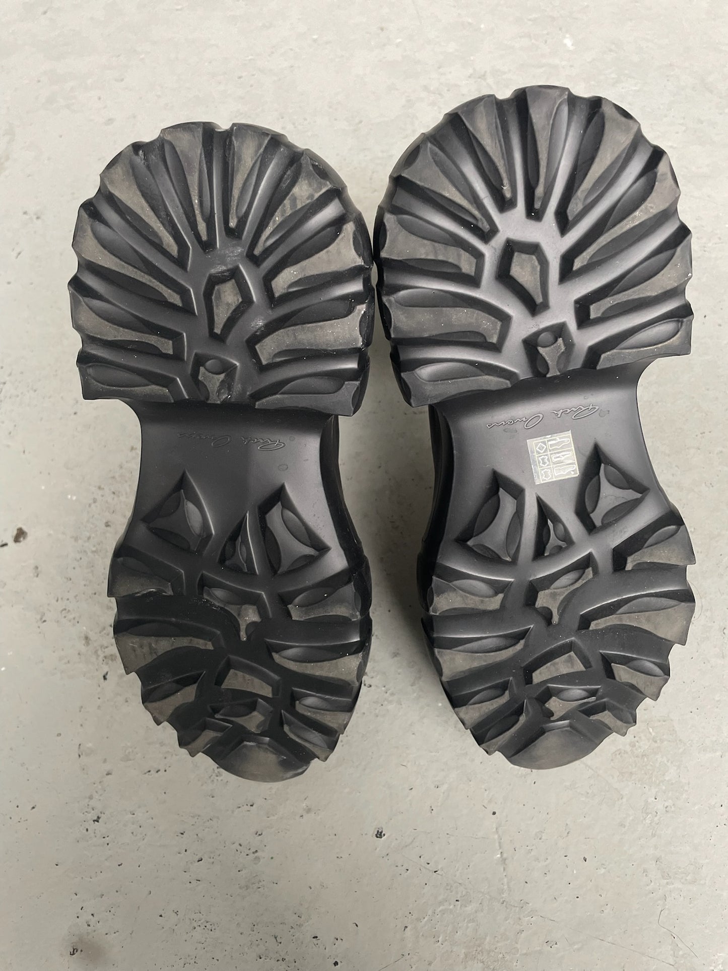 Rick Owens Beatle Mega Tractor Boots (44)