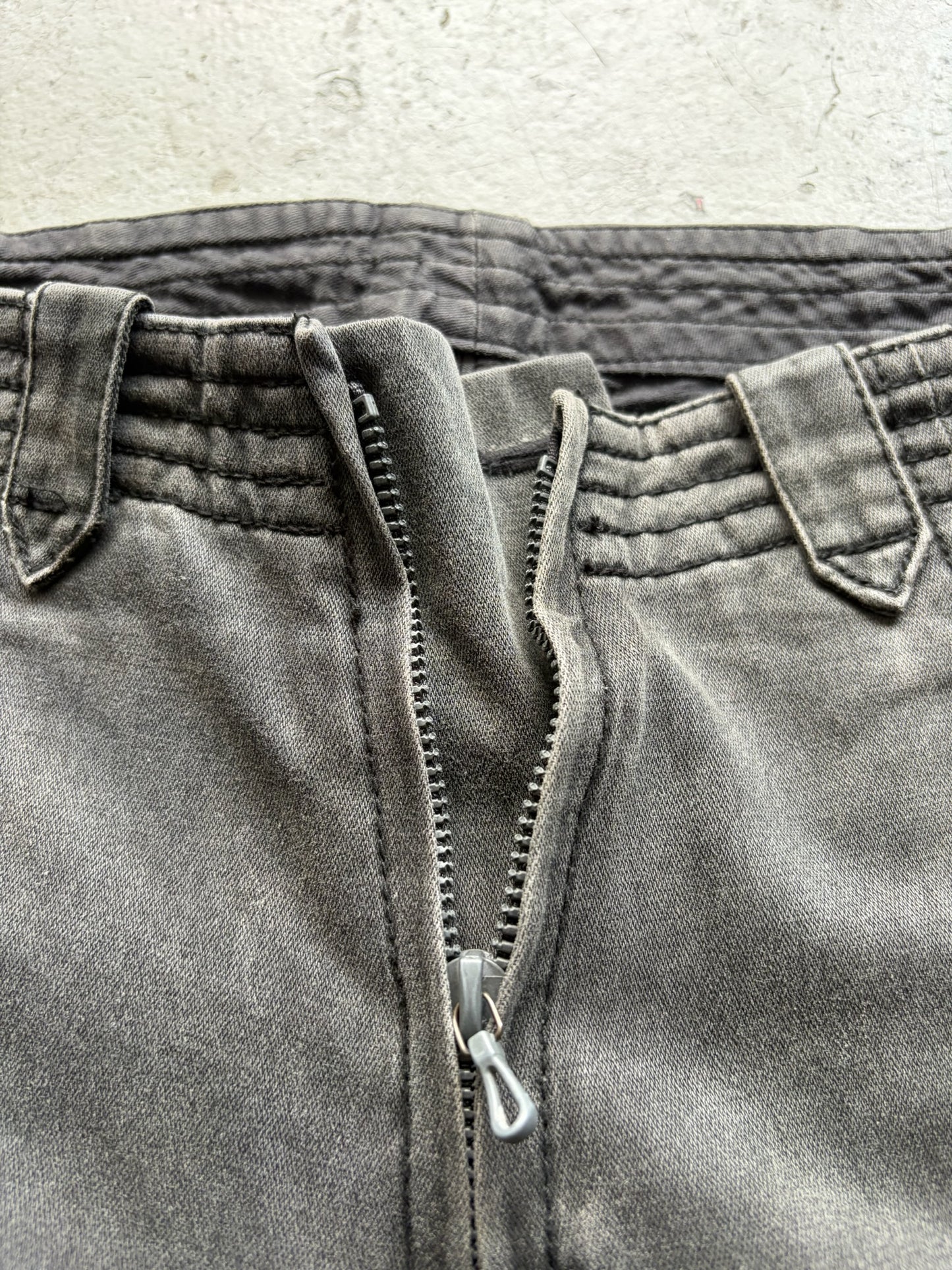 The Viridi Anne Grey Cargo Pants (1)