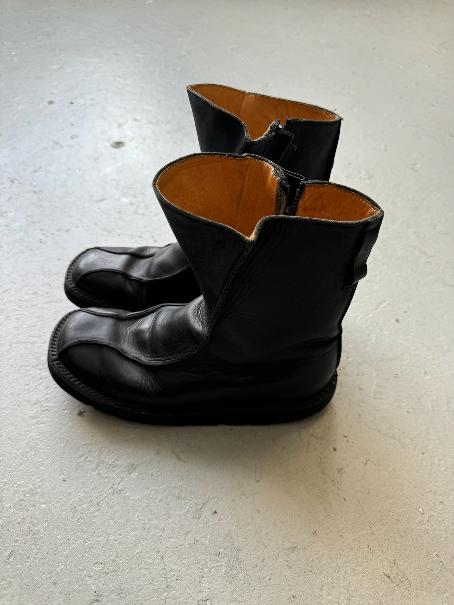 RIPVANWINKLE Side Zip Boots (40)