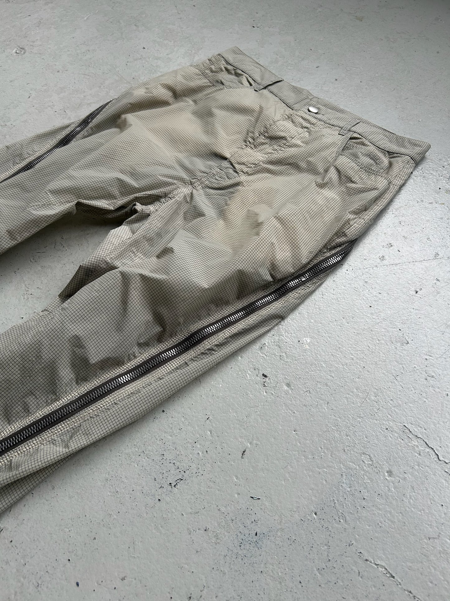 Rick Owens Edfu SS23 Pearl Nylon Bolans (32)