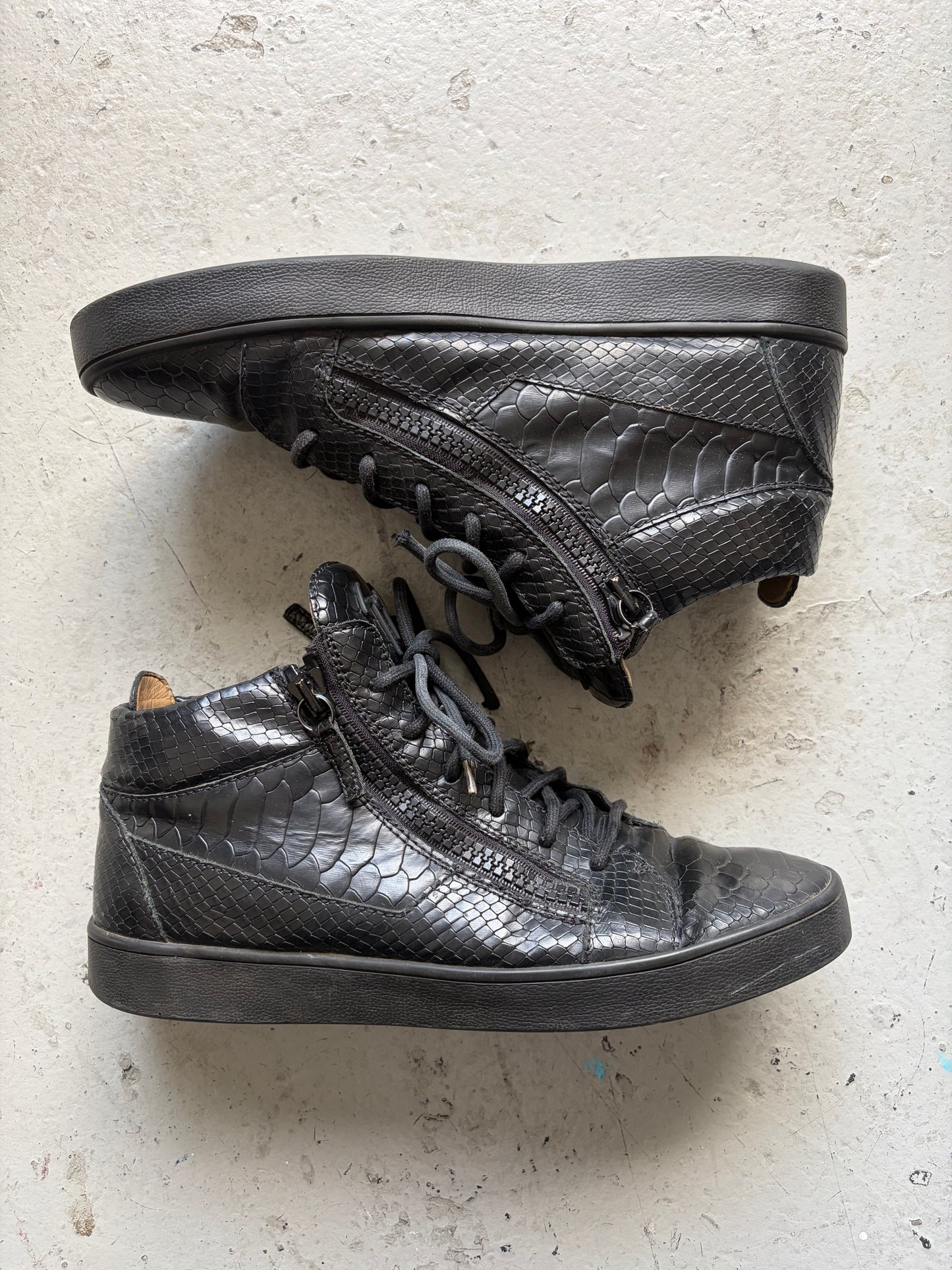 Giuseppe Black Snake Skin Sneakers (42)