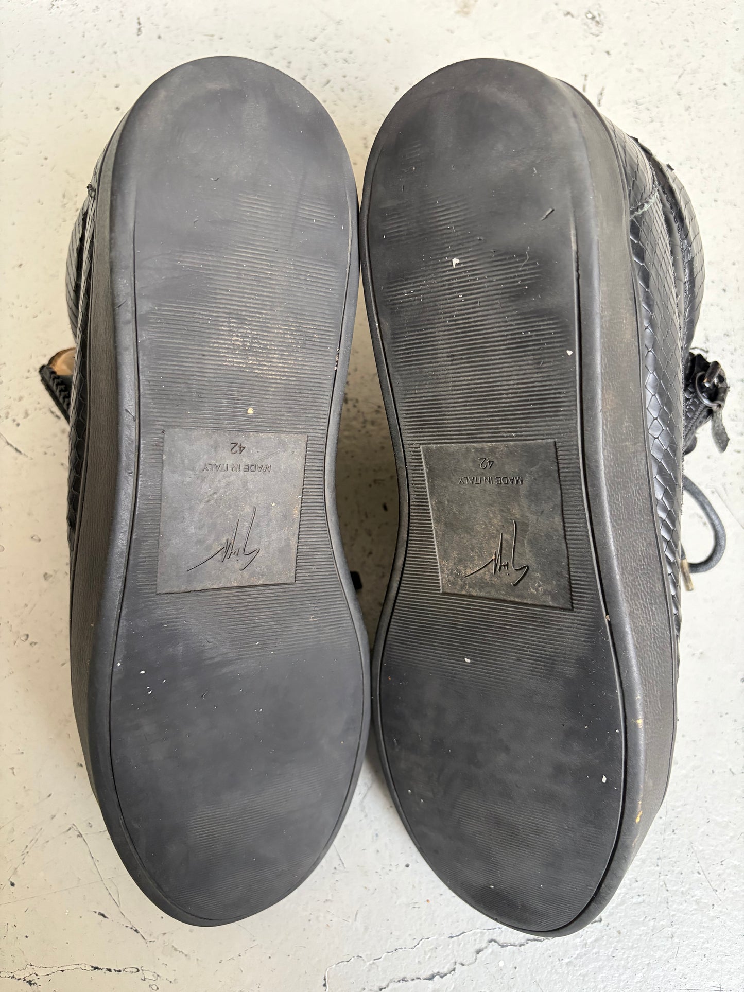 Giuseppe Black Snake Skin Sneakers (42)