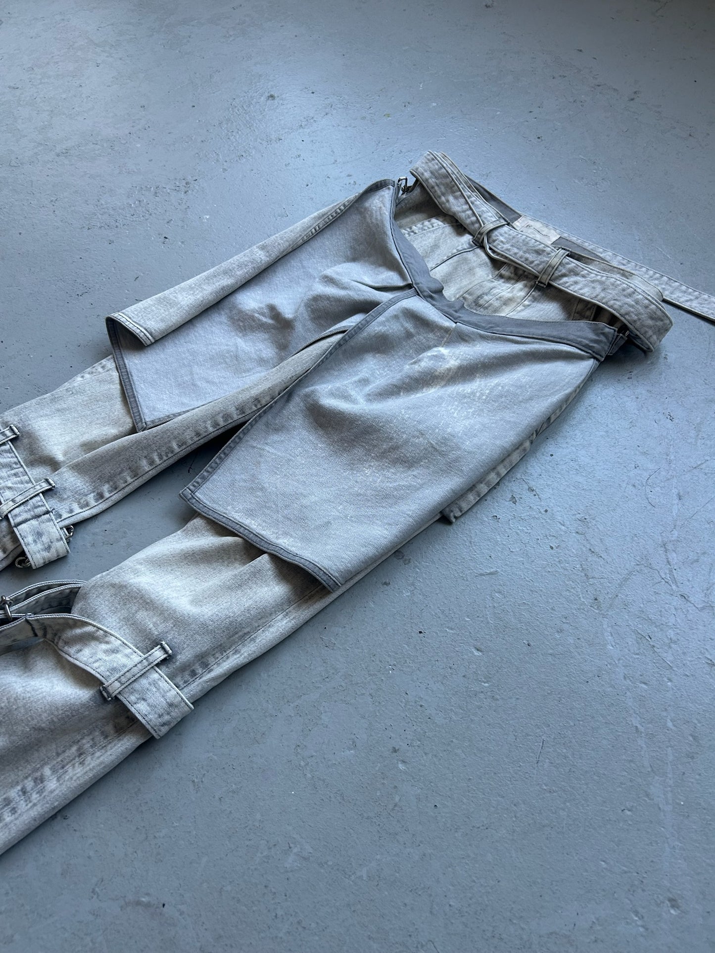Julius SS22 Bondage Skirt Pants (31)