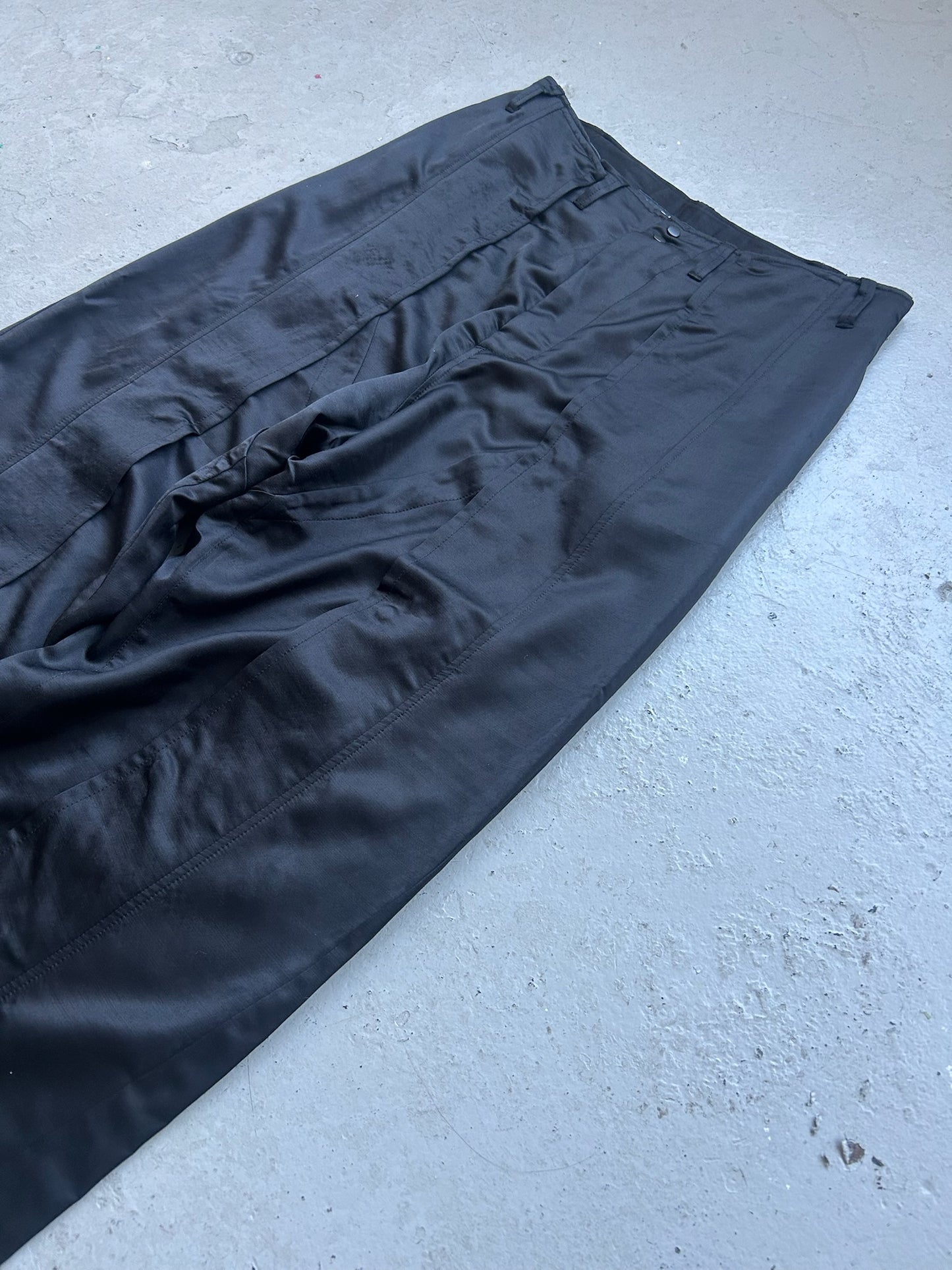 Julius FW23/24 Wool Cupro Blend Pants (4)