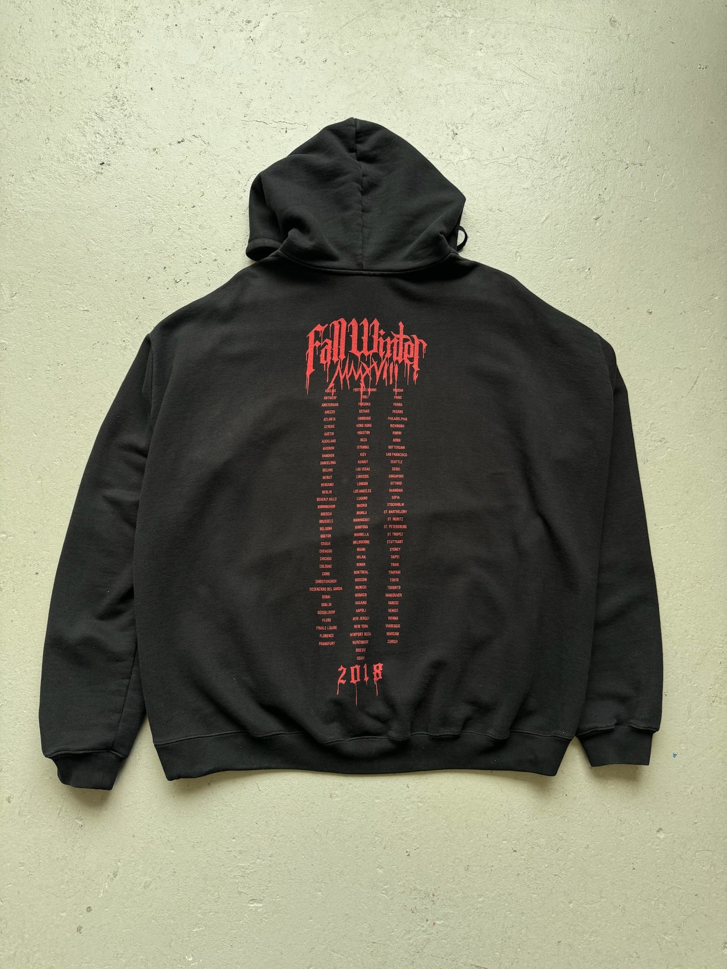 Vetements FW18 Metal Tour Hoodie (XS)