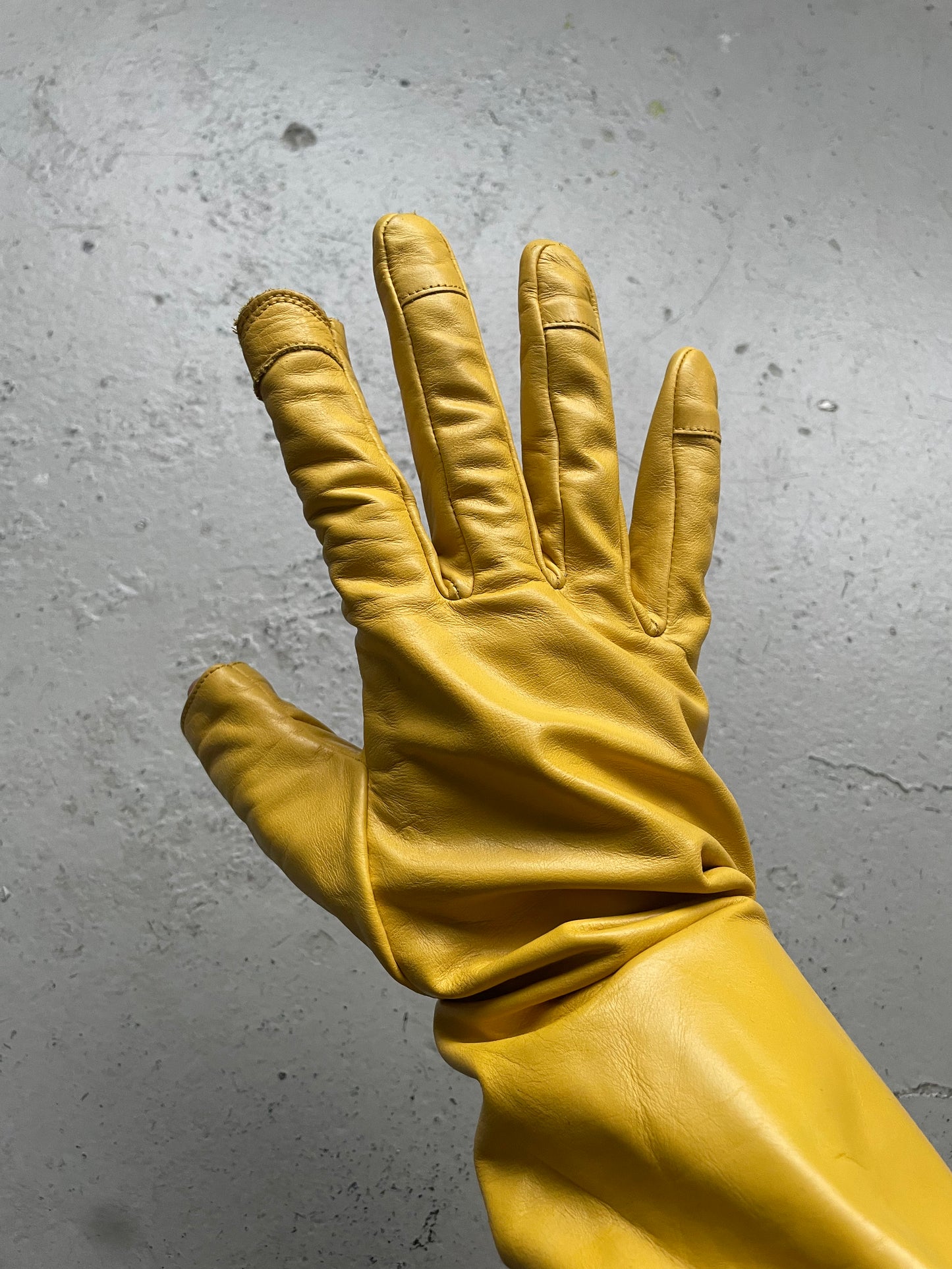 Rick Owens FW22 STROBE Lemon Cargo Gloves (9.5)