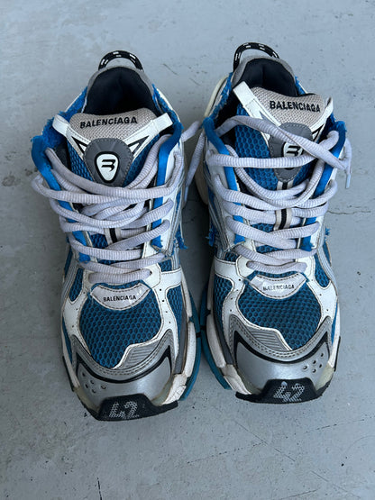 Balenciaga Runners (42)