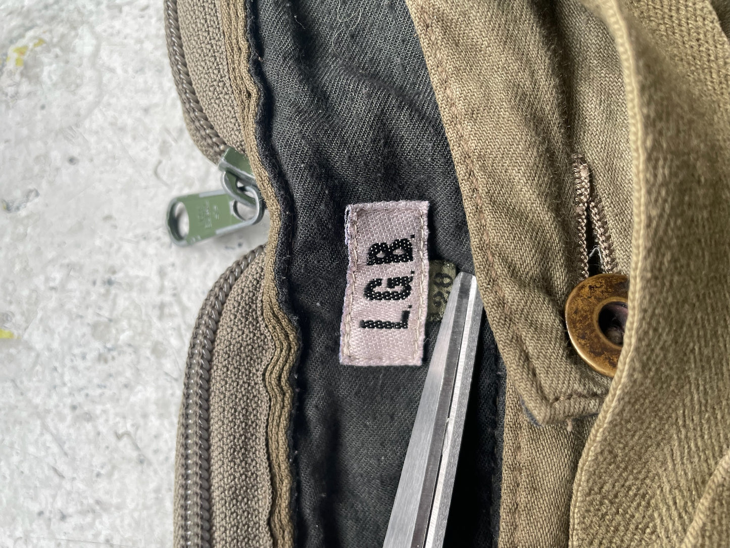 L.G.B. Wolf Flare Cargo Pants (28)