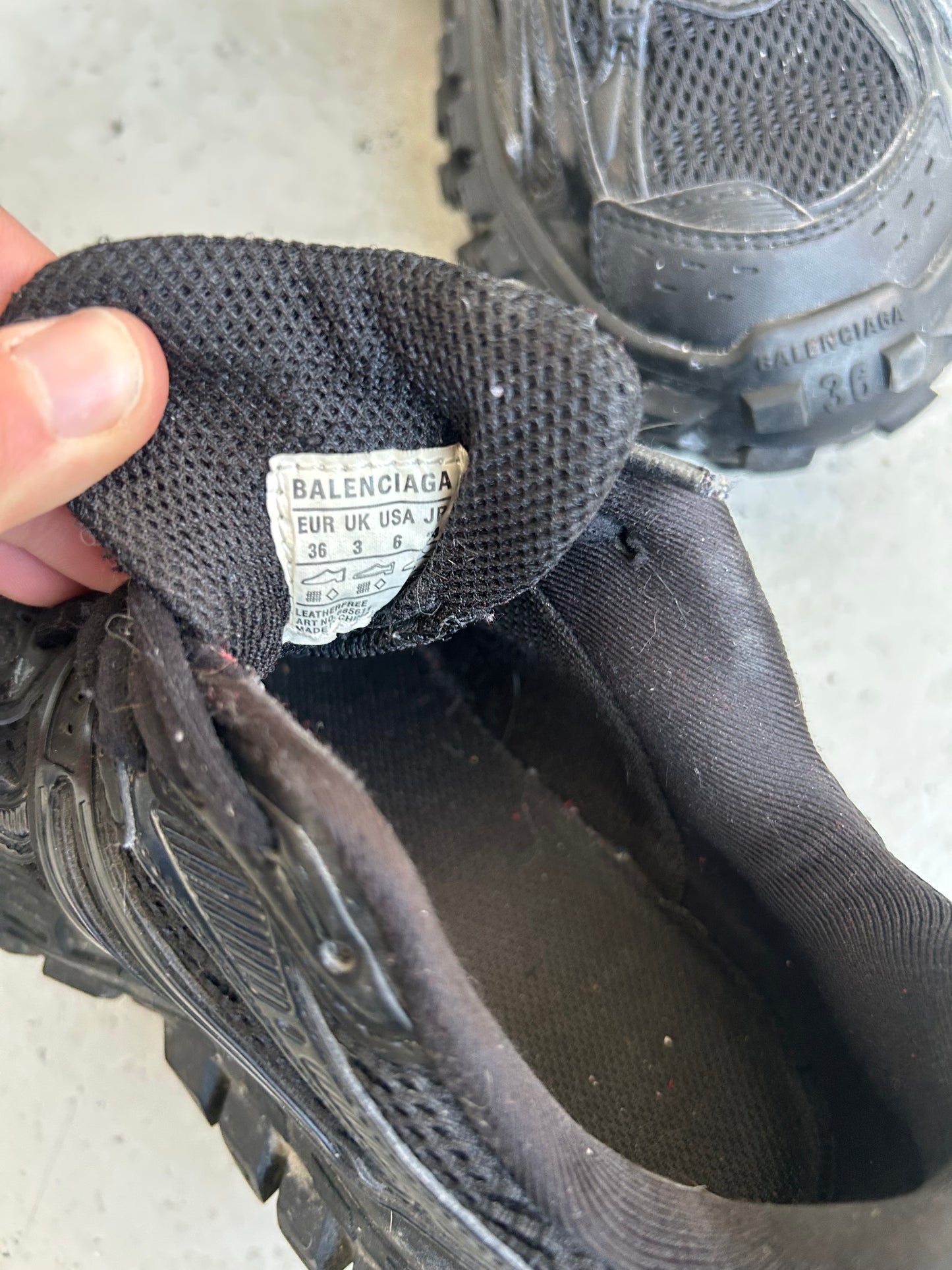 Balenciaga Defenders (36)