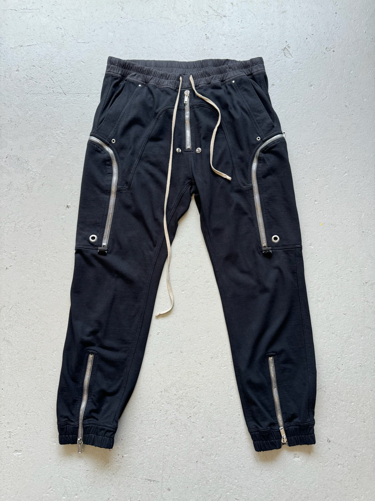 Rick Owens FW22 Strobe Bauhaus Cotton Cargos (48)