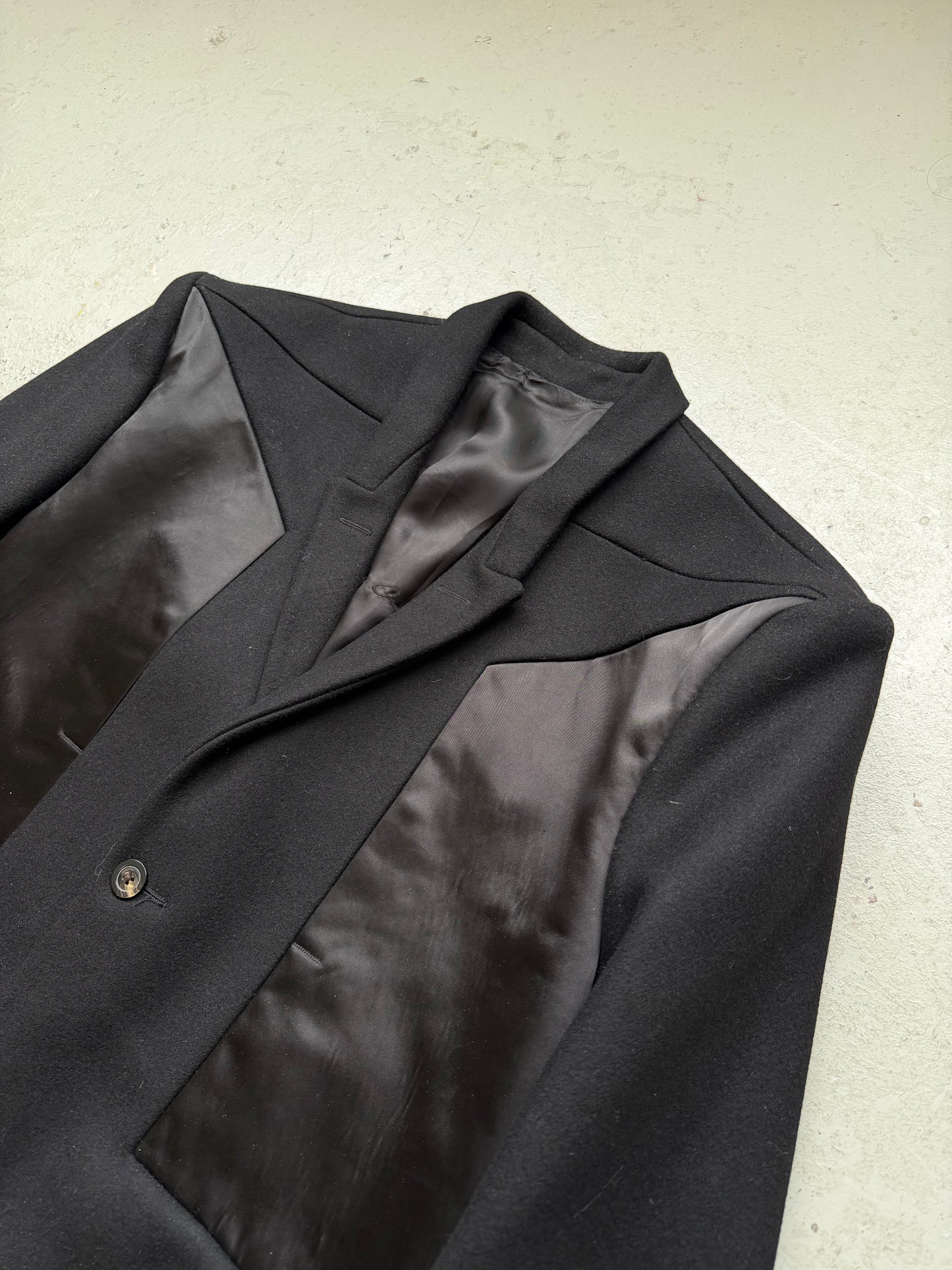 Rick Owens Runway FW22 STROBE Heavy Jumbo Tatlin Wool Jacket (48)