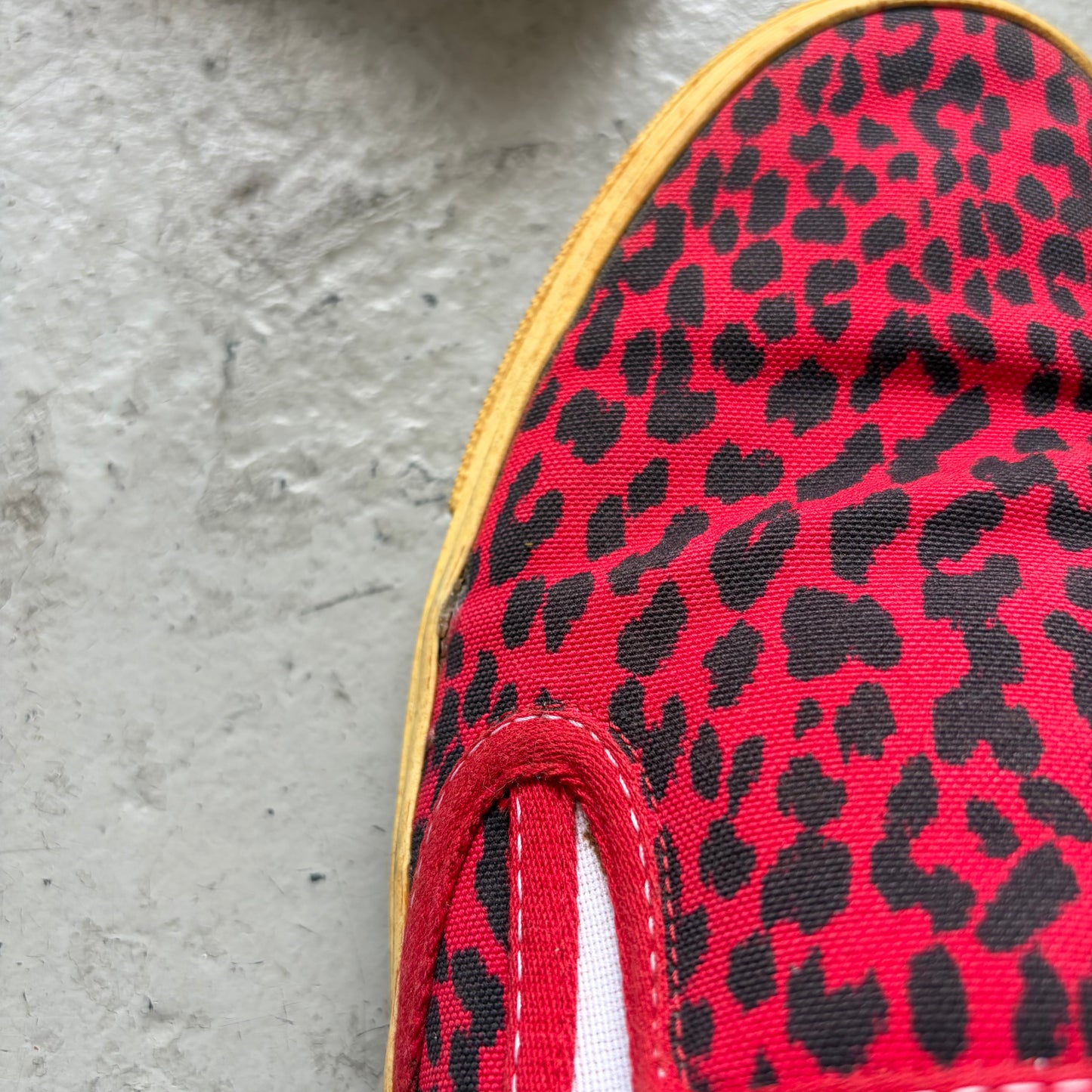 Saint Laurent Babycat Slip On Sneakers (41)