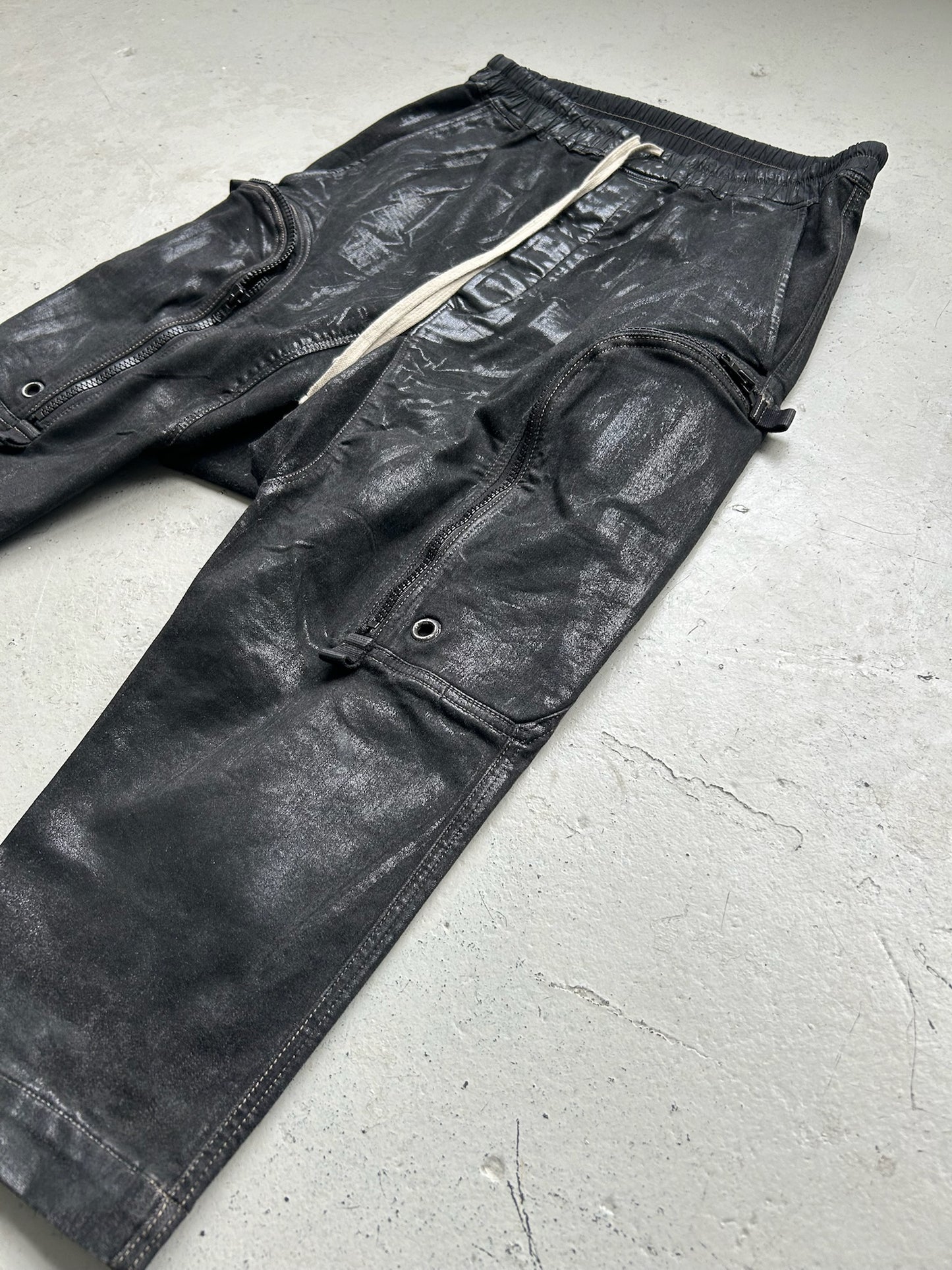Rick Owens DRKSHDW Heavy Wax Bauhaus Cargo 3/4 Pants (M