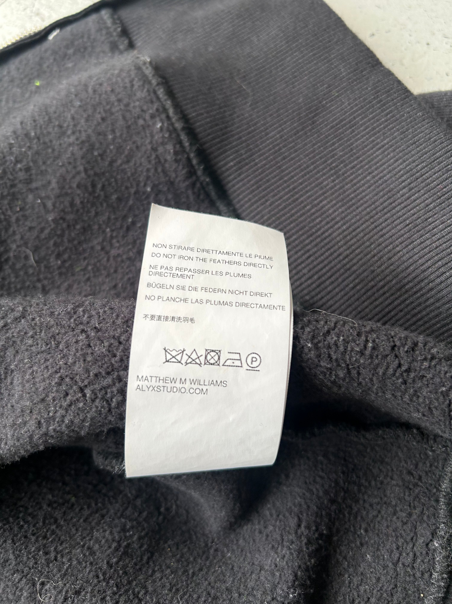 1017 Alyx 9SM Ostrich Feather Zip Up Hoodie (L)