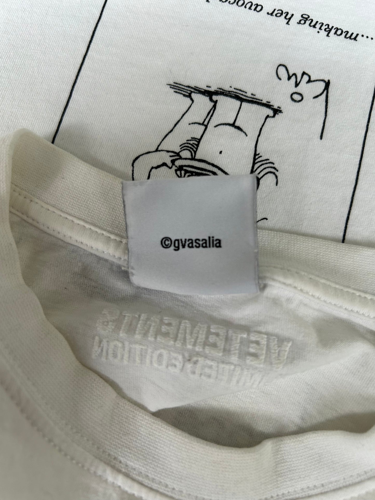 Vetements Love Is Short Sleeve Shirt (XS)