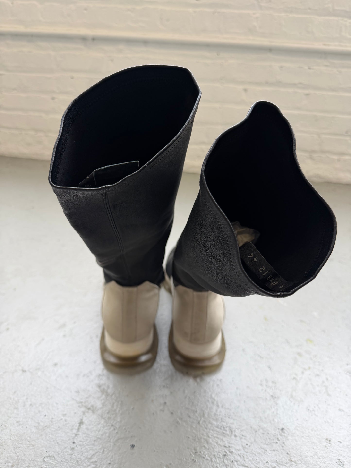 Rick Owens Oblique Runner Stretch Sock Boots (44)