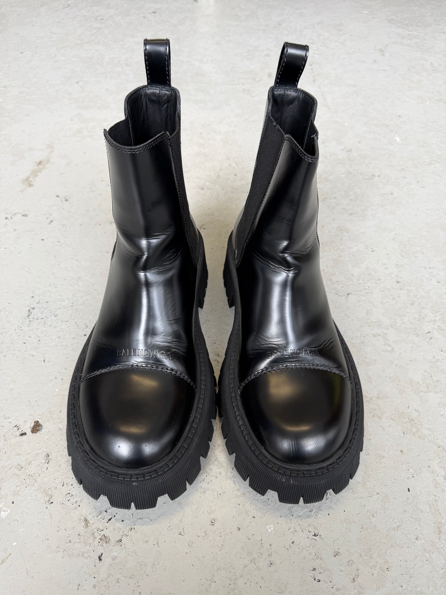Balenciaga Tractor Chelsea Boots (42)