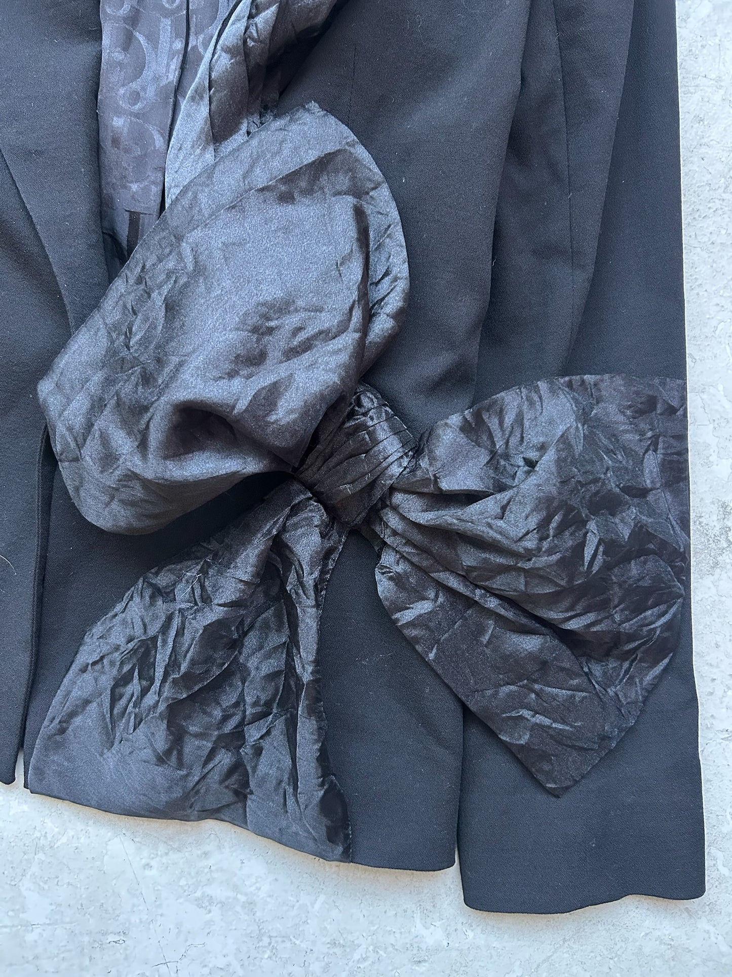Christian Dior AW06 Taffeta Bow Blazer (6)