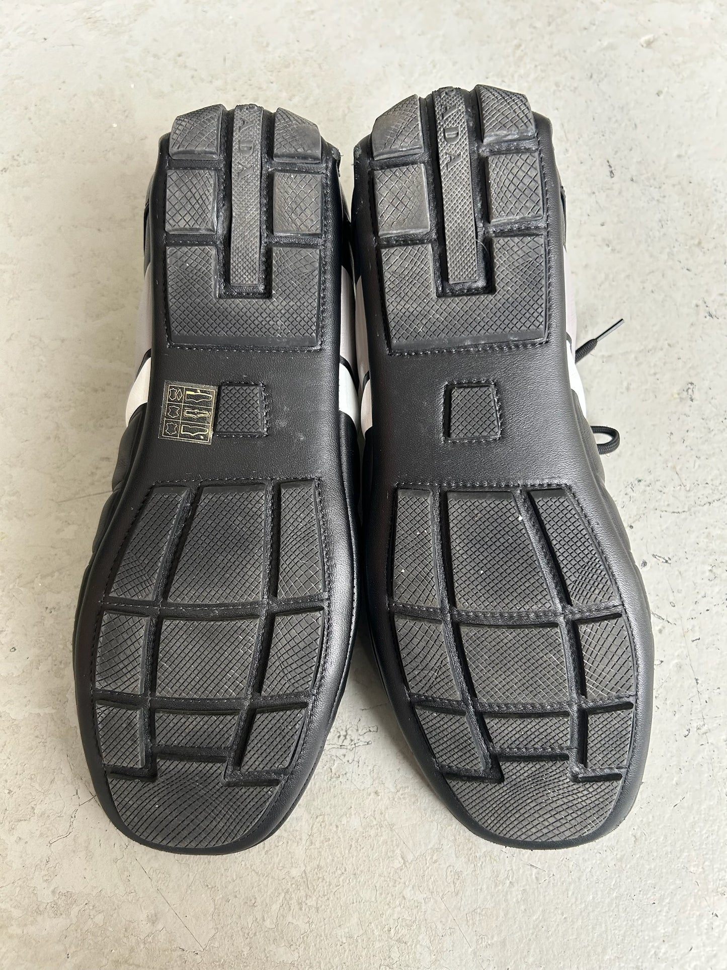 Prada Rev Low Tops Sneakers (8)