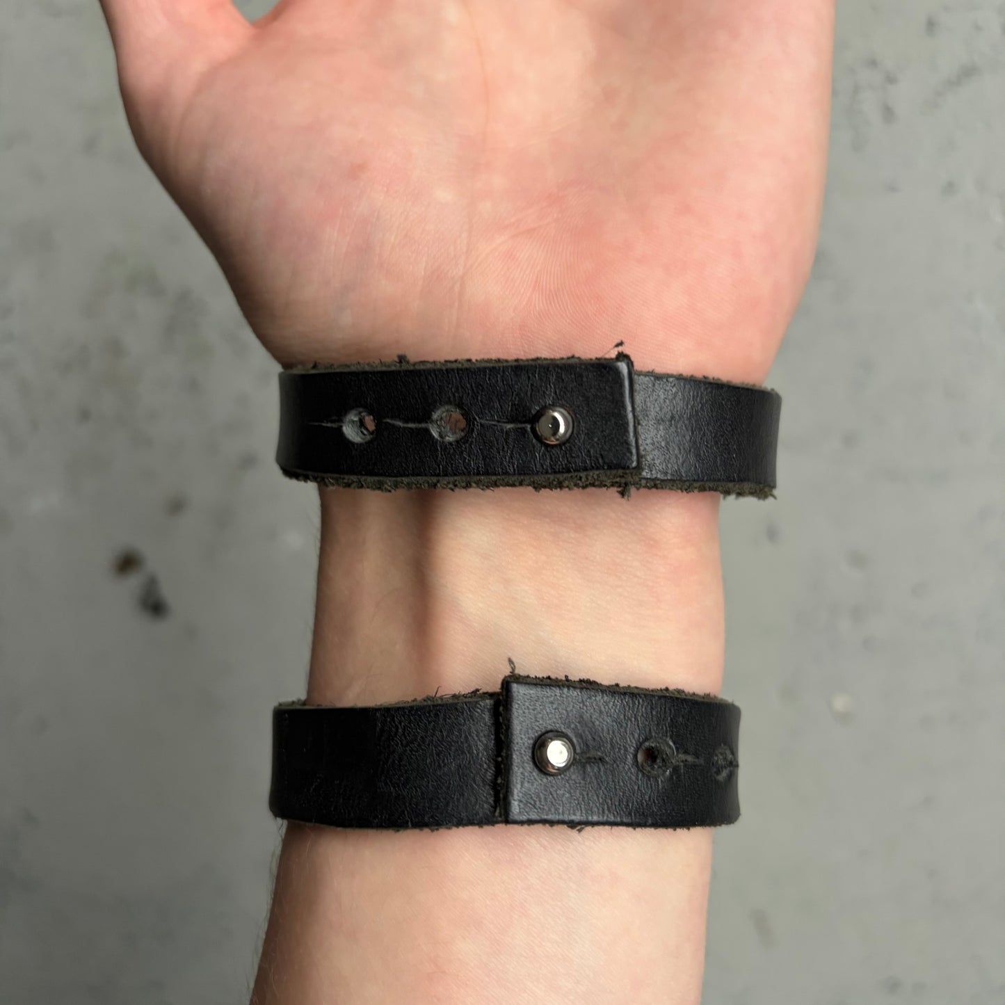2819 Leather Bracelet (OS)