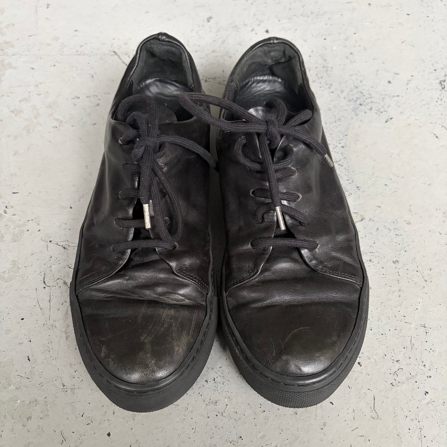 The Last Conspiracy Black Leather Low Top Sneaker (41)