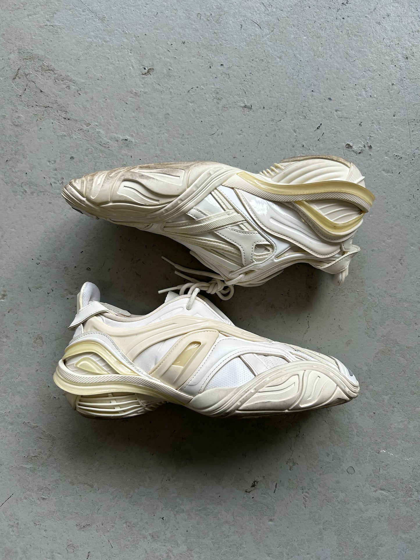 Balenciaga White Tyrex Sneakers (40)