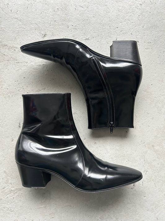 Saint Laurent Patent Leather Vassili (43.5)
