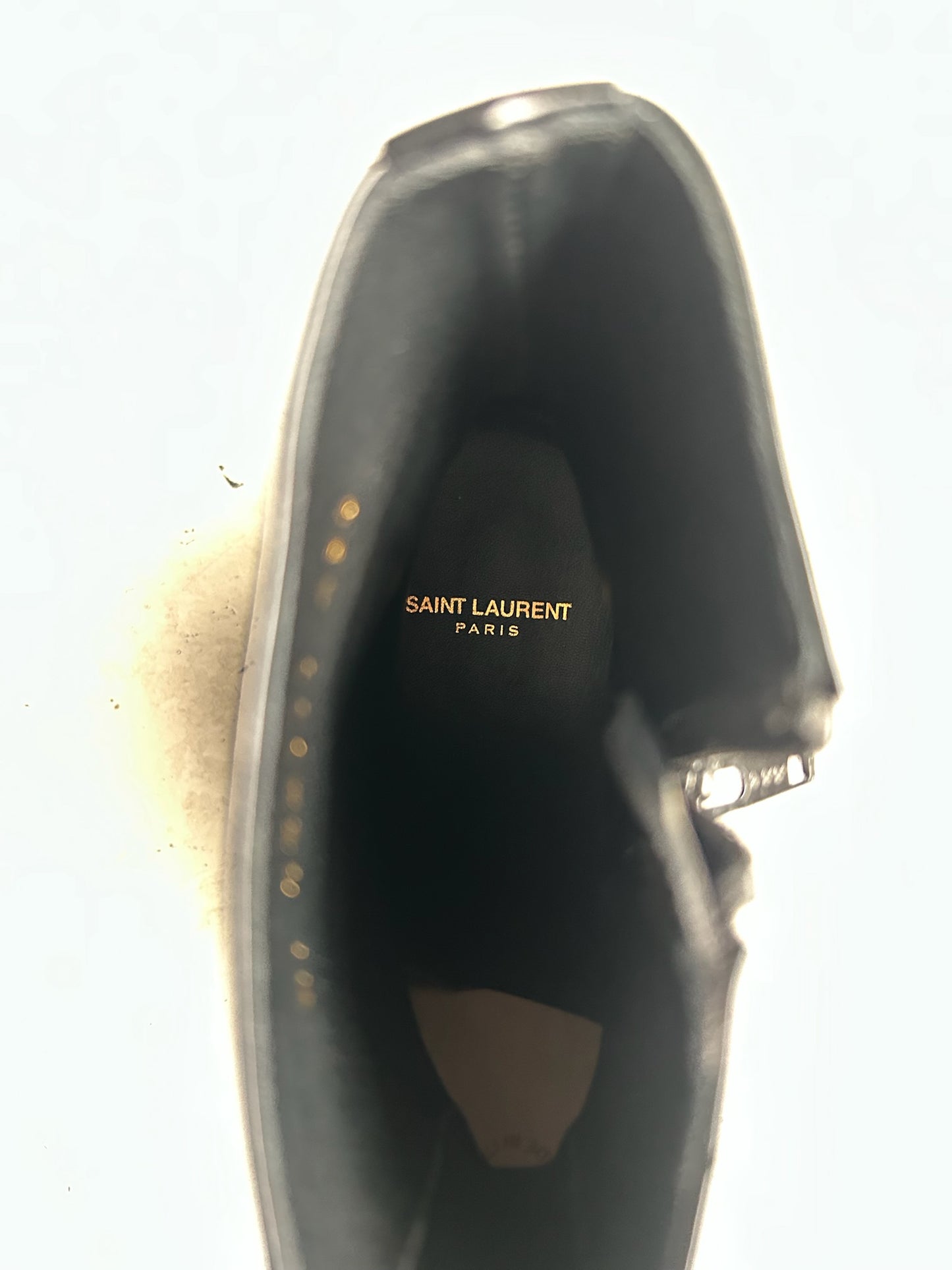 Saint Laurent Paris Patent Leather Vassili (43.5)