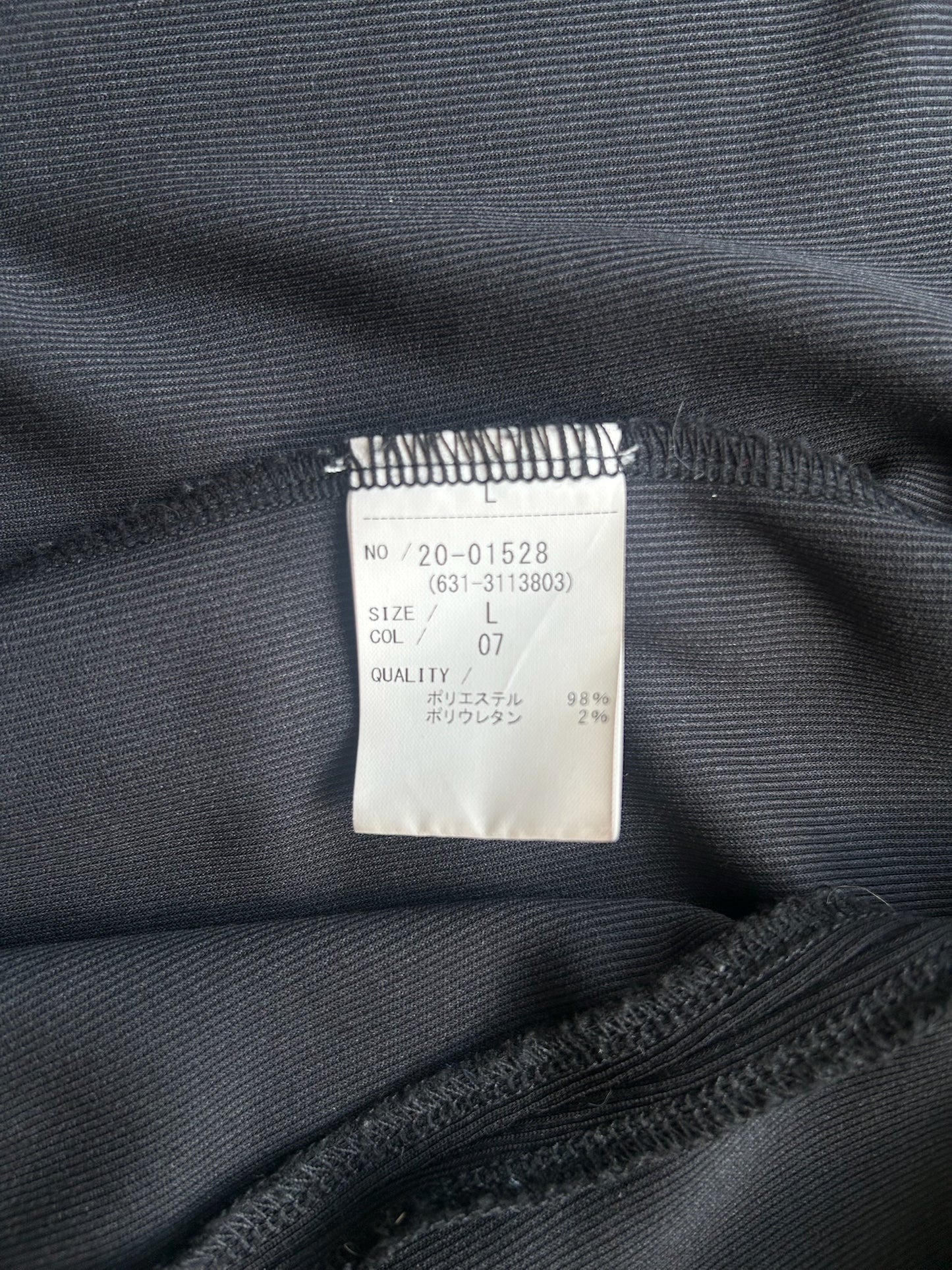 Tornado Mart Black Cape (L)