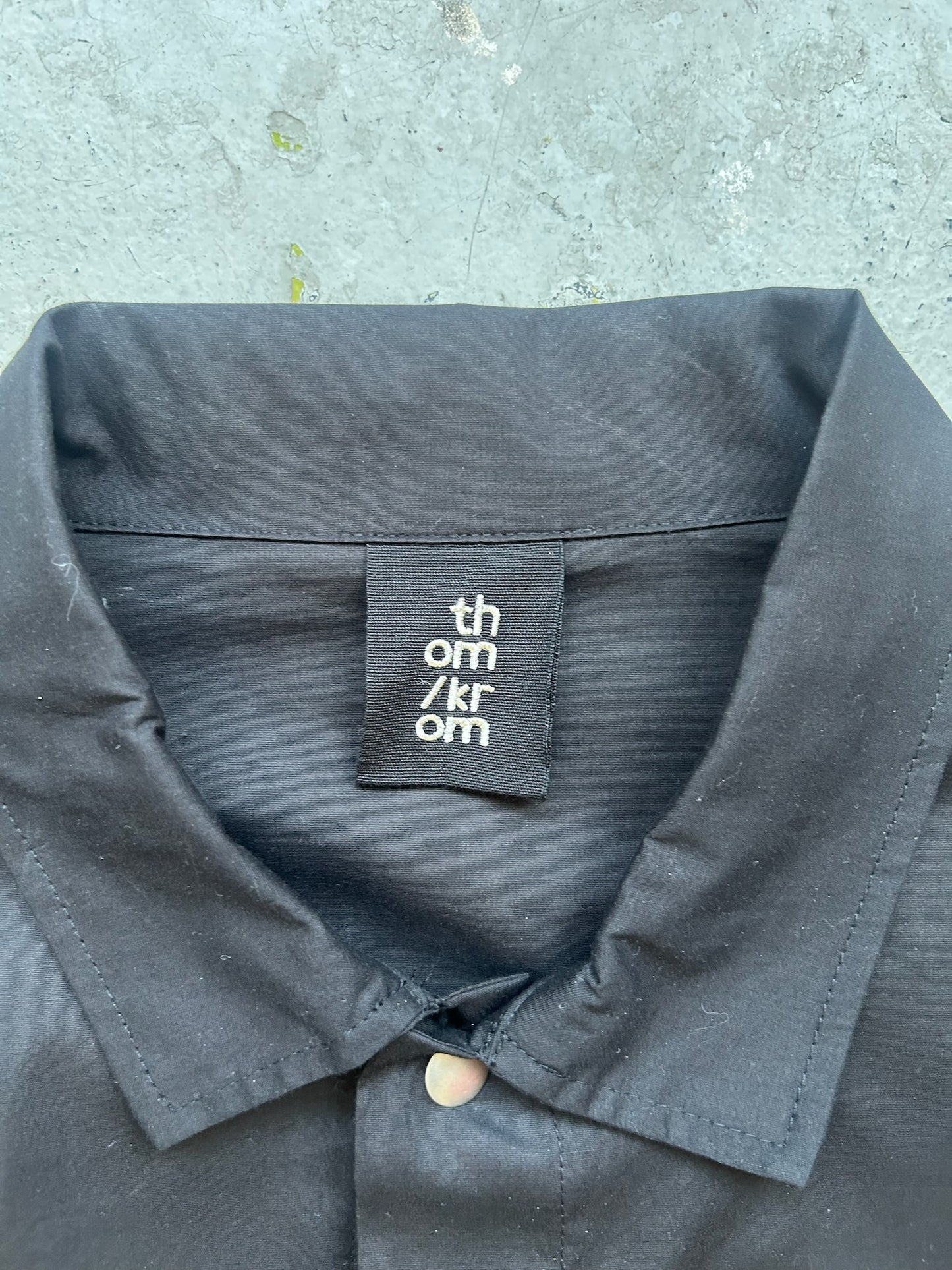 Thom Krom M SJ 600 Black Button Up (XL)