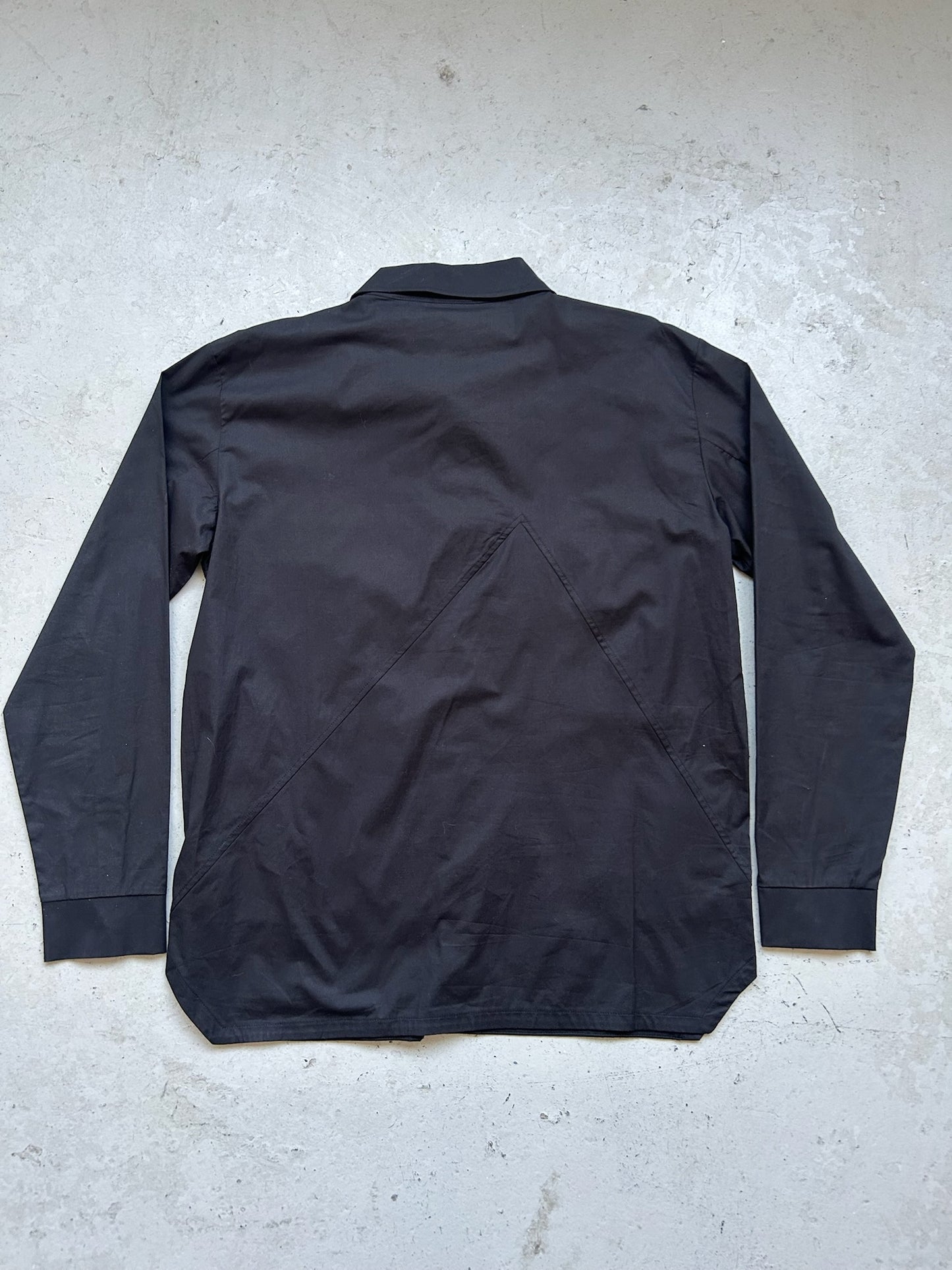 Thom Krom M SJ 600 Black Button Up (XL)