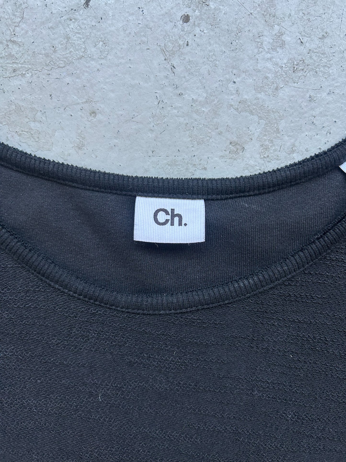 Chapter SS16 DISPLACEMENT Cotton Black Short Sleeve (L)