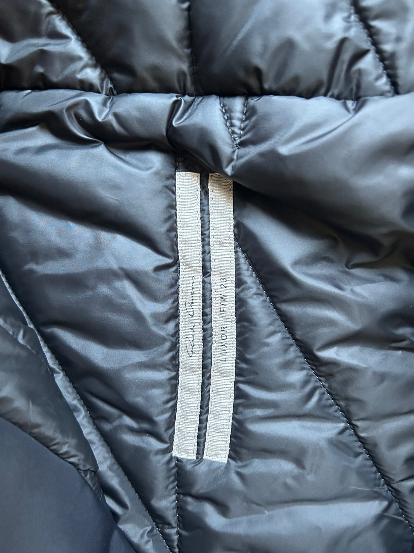 Rick Owens FW23 Luxor Down Trench Vest (48)