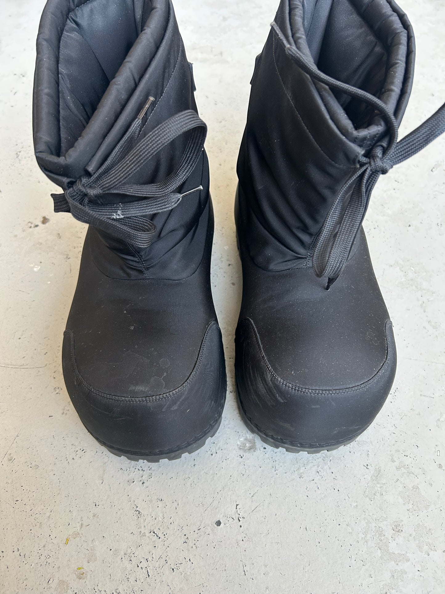 Balenciaga Black Alaska Snow Boot (41)